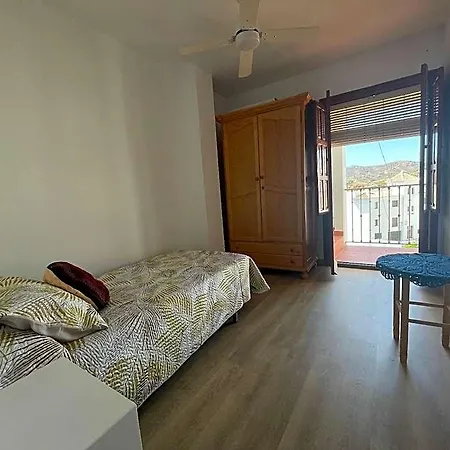Cd-2063 Three Bedroom With Roof Terrace